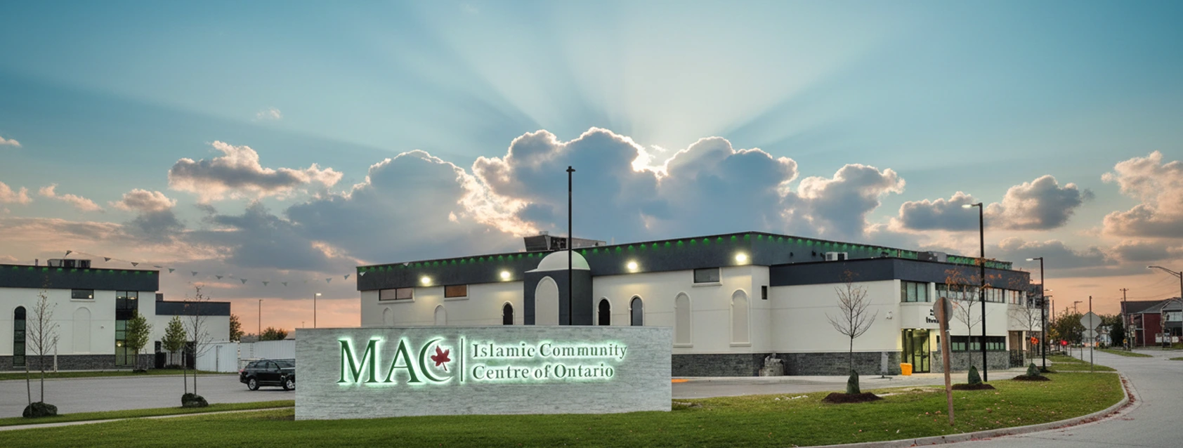 Exterior view of Islamic Community Centre of Ontario Mississauga building